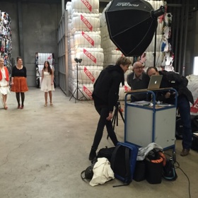 Fotostudio im Recyclinglager
