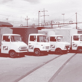 tex-histor-lkw-rot.jpg